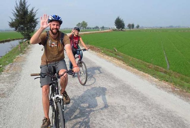 Why should you join Ultimate Odyssey’s Hanoi countryside cycling tour?