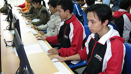 Vietnam attracted by software outsourcing