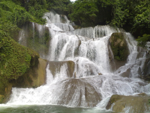 Visit Mo Waterfall - Tuyen Quang