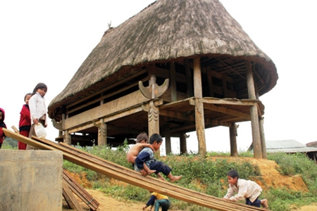 A Vietnamese village without using money