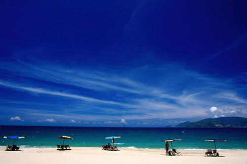 7 Vietnam beaches attract foreign tourists
