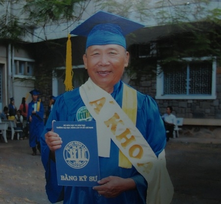 70-year-old bachelor: “I want to get master degree”