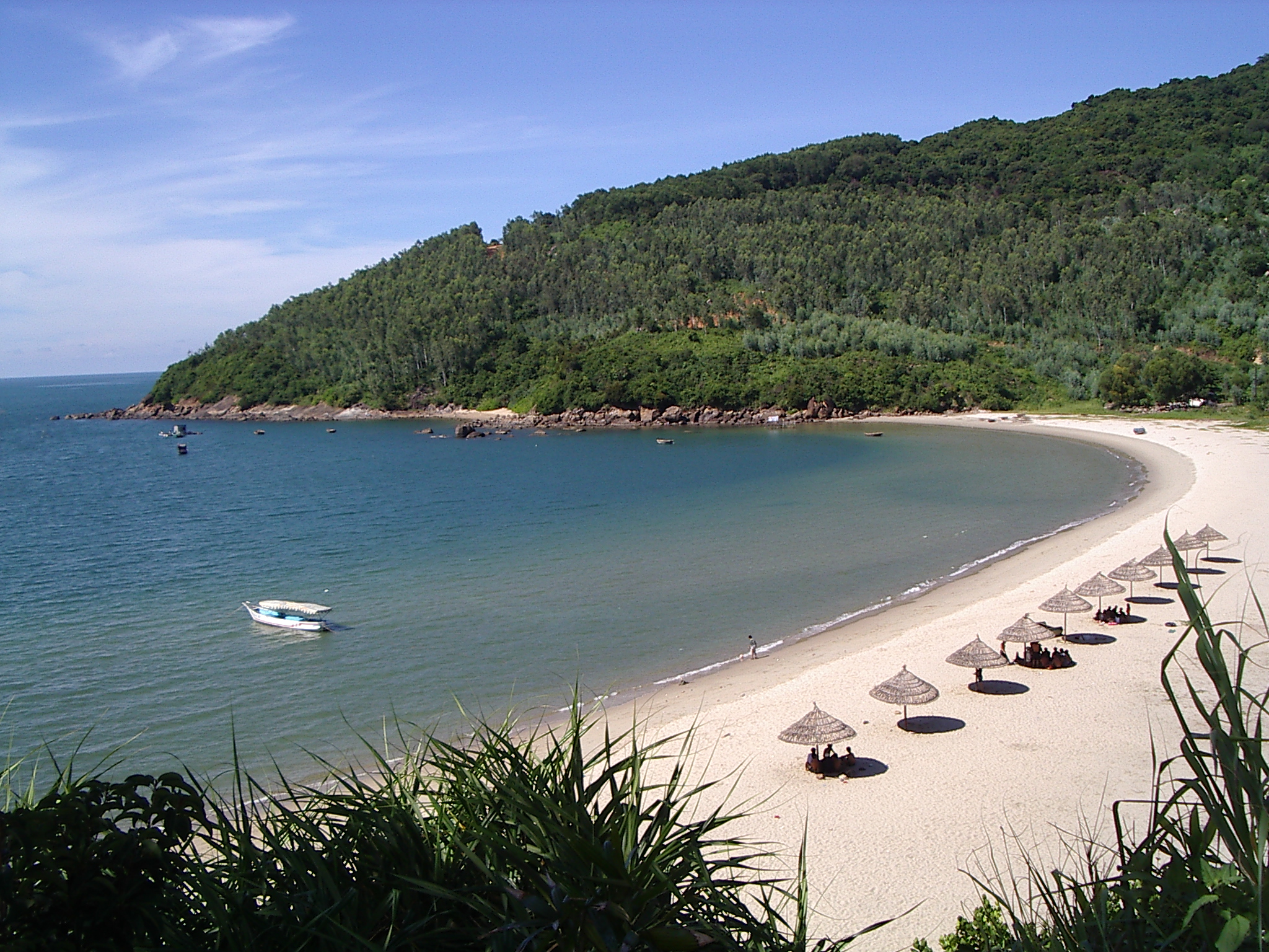 Da Nang: many new services during the sea tourism season 2013