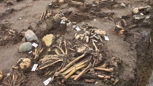 70 ancient tombs unearthed in Thanh Hoa