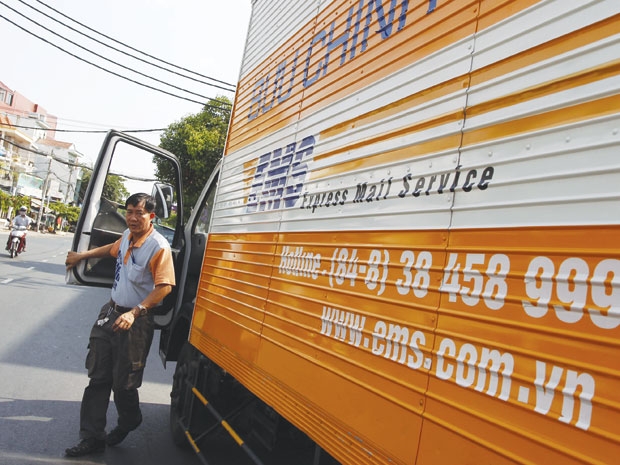 Vietnamese delivery firms run after foreign in the race
