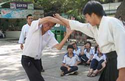 HCM City schools teach self-defence