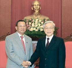 Viet Nam, Cambodia vow to foster relations