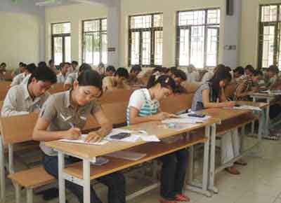 High school students to sit graduation exam
