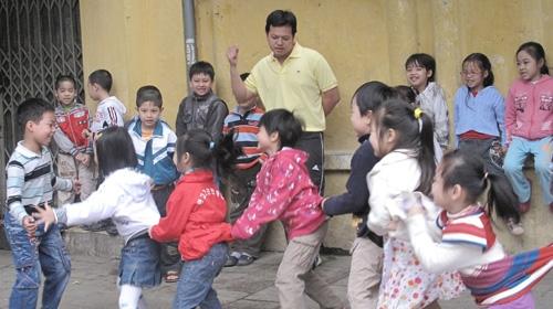 School yards in Hanoi shrinking, students have nowhere to play