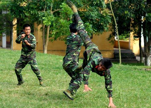 Commandos in training