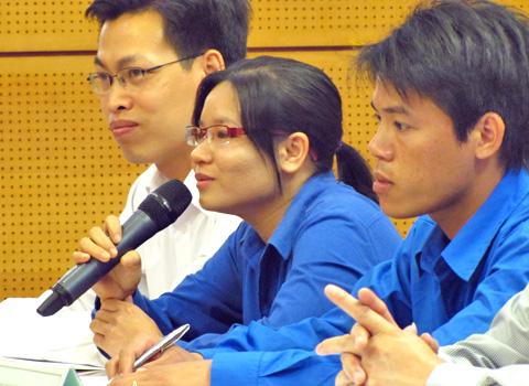 Gov’t to quickly appoint young vice chairs for poor communes