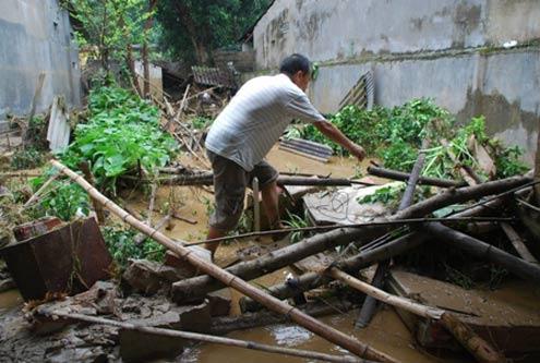 Flash floods devastate Lao Cai province