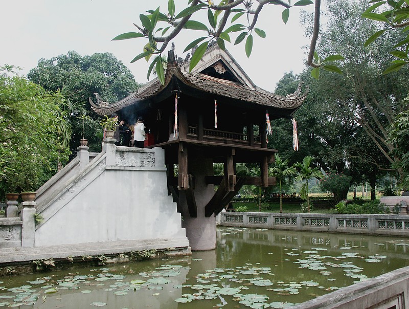The One-pillar pagoda