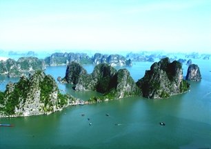 Free visit to Ha Long Bay during Tet