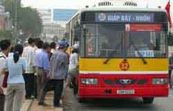 Ha Noi to add 49 new bus routes