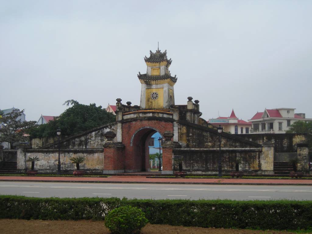 Dong Hoi Citadel symbolizes the brave of Vietnam