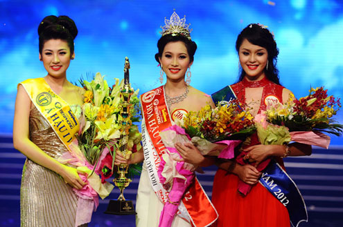 Miss Vietnam does not lie about education: university