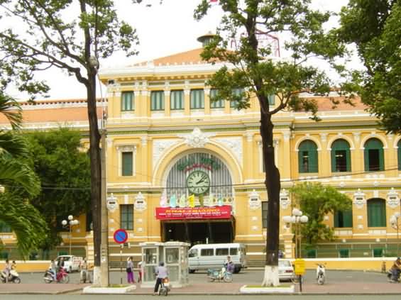 Sai Gon Post Office - A tourist destination