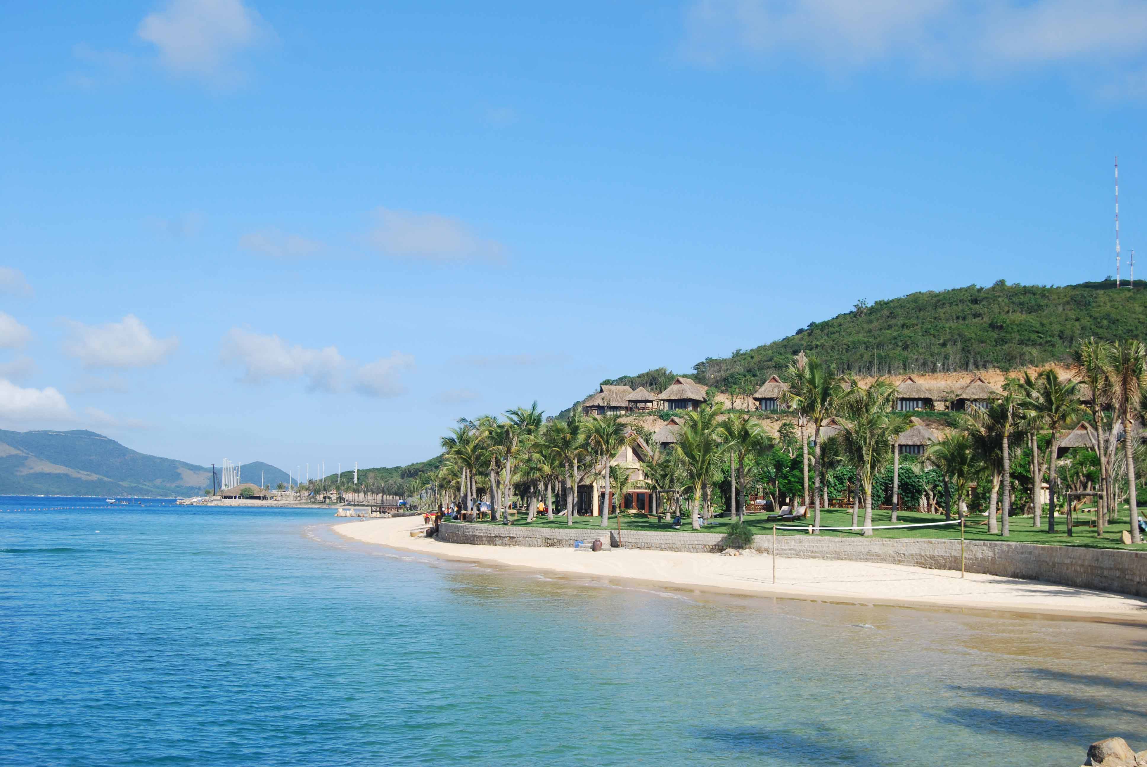 Hon Tam beach in Khanh Hoa