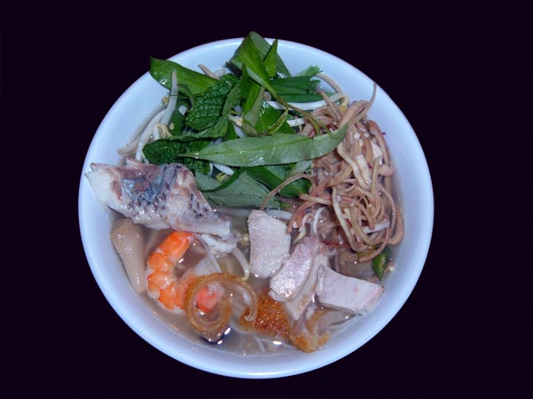 Nuoc leo rice noodle - A special dish of Tra Vinh