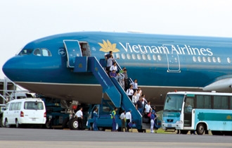 Who will buy Vietnam Airlines’ shares?