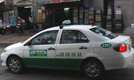 HCM City taxis to issue passengers with receipts
