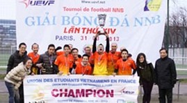 Football tournament for Vietnamese students in Paris