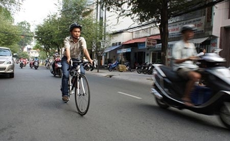 US$45,000 can help reduce congestion in Hanoi by bikes?