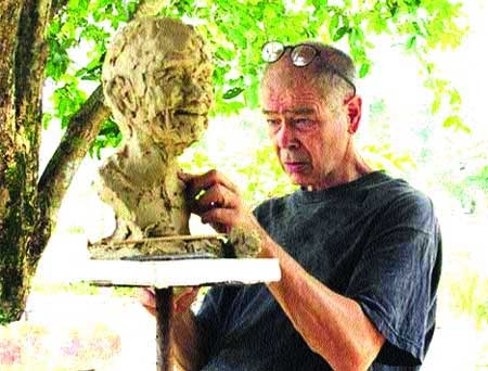 US veteran sculpts the pain of VN past