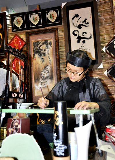 Streets for calligraphers in Hanoi, HCM City