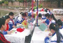 VN celebrates poetry