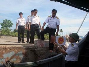 First voters cast ballots at Ba Ria-Vung Tau