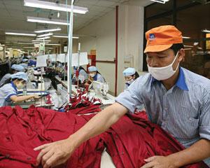Seafood, garment makers look forward to importing material tariff cuts