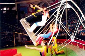 ARTS & ENTERTAINMENT IN BRIEF 28/7