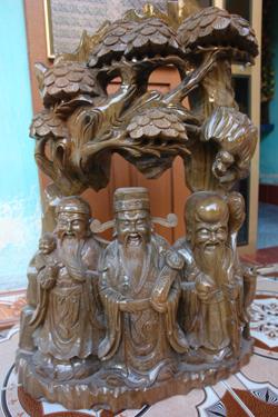Artworks made of water pine wood