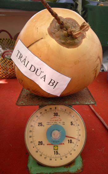 Odd fruits and vegetable in Vietnam