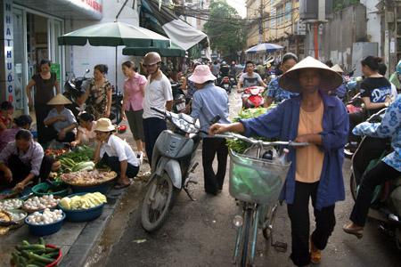The last rural market in Hanoi&rsquo;s Old Quarter