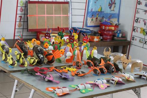 Kindergarten with waste-made toys