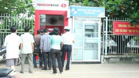 Banks attempting to collect ATM fee, for the fourth time