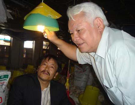 Dr. Nguyen Van Khai: “I’m rich”