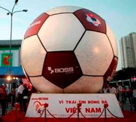 Biggest ball in Vietnam revealed in Ho Chi Minh City