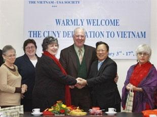 Vietnam, US promote cooperation in education