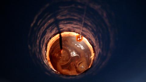 Men who work in the hades