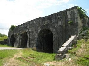 GOVERNMENT IN BRIEF 25/1