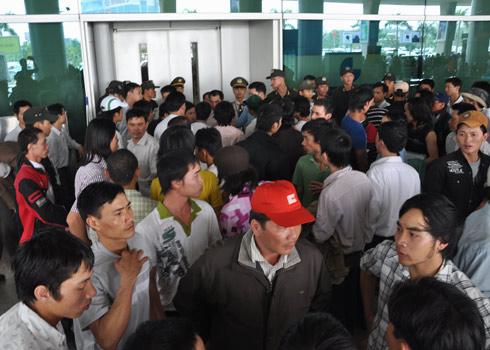 Over 4,400 Vietnamese workers return from Libya