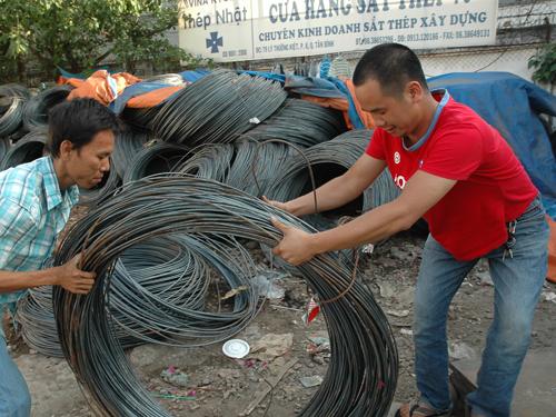 Steel price rising abnormally in low construction season