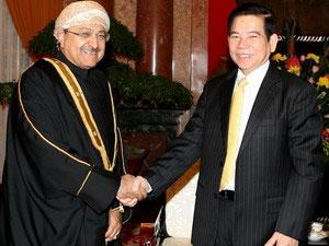 President asks Oman to invest in VN oil and gas