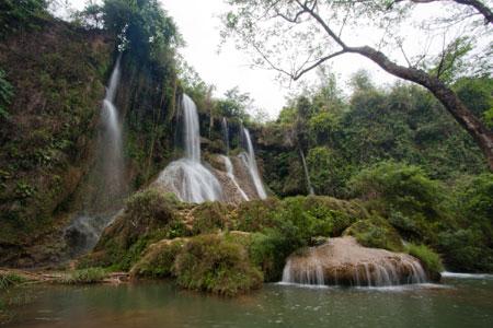 Perfectly set cascades 