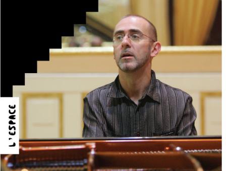 Popular French pianist to perform in Vietnam