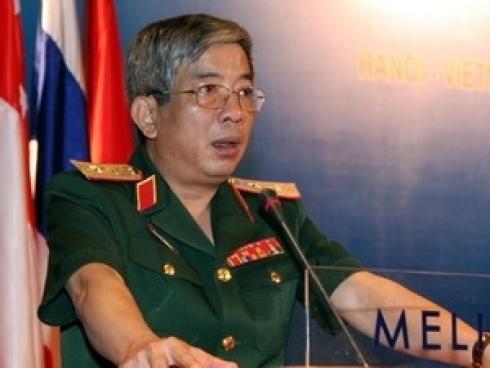 Vietnam attends 8th ASEAN security conference